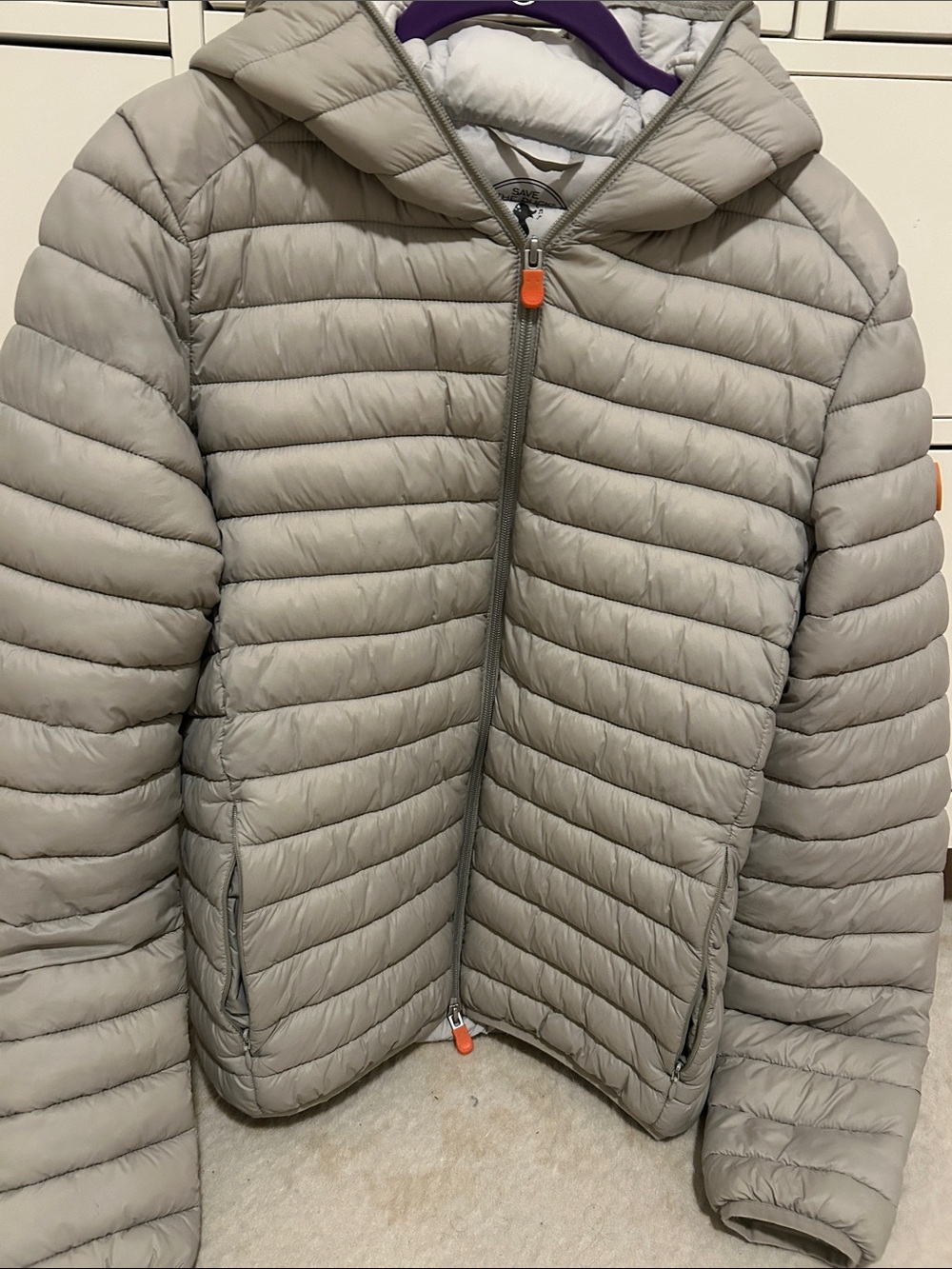 SAVE THE DUCK Light Gray Quilted Ultra Light Jacket with Orange Zip Pull M
